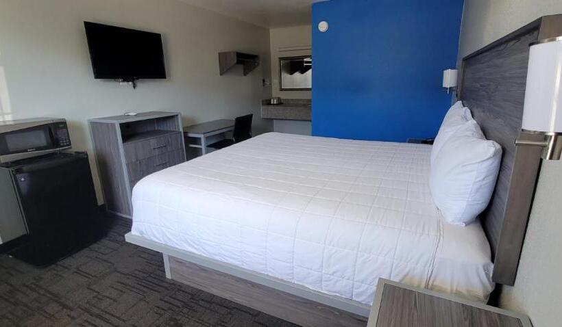 فندق Green Country Inn