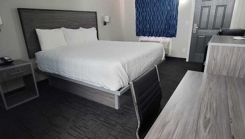 فندق Green Country Inn