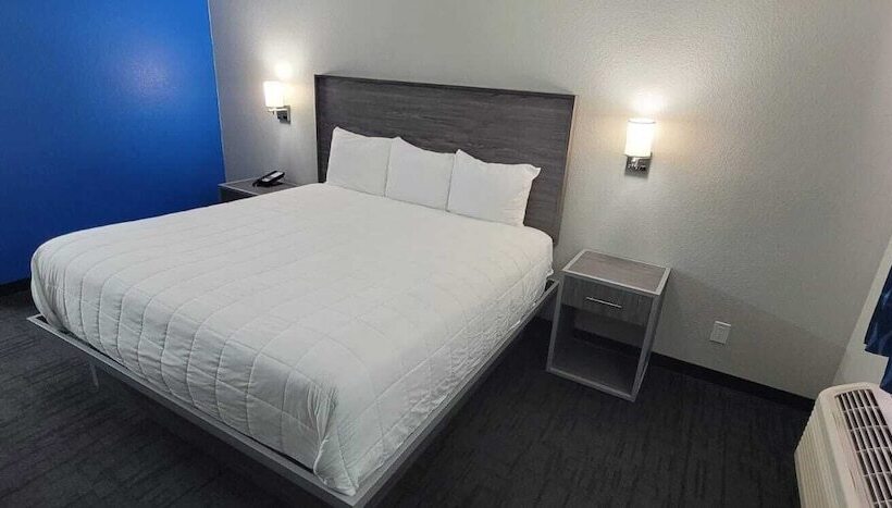 فندق Green Country Inn