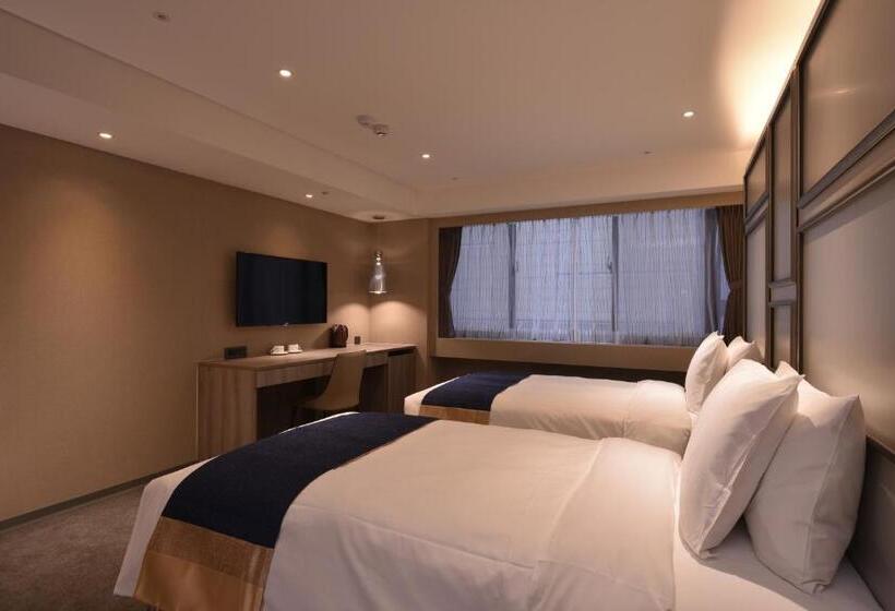 هتل Green World Zhongxiao