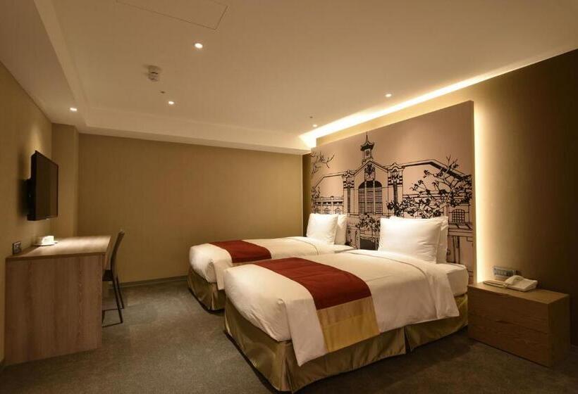 هتل Green World Zhongxiao