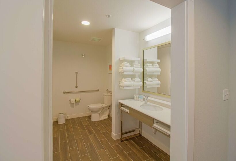 فندق Hampton Inn Crestview South  I10