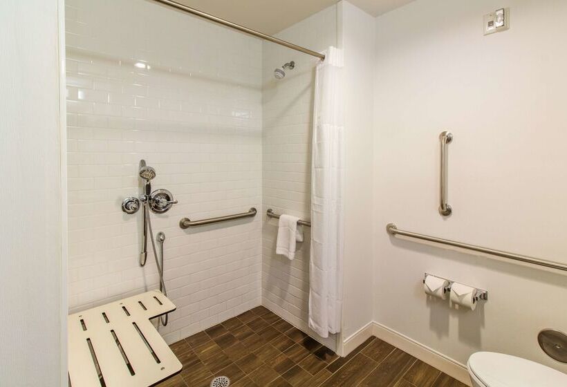 فندق Hampton Inn Crestview South  I10