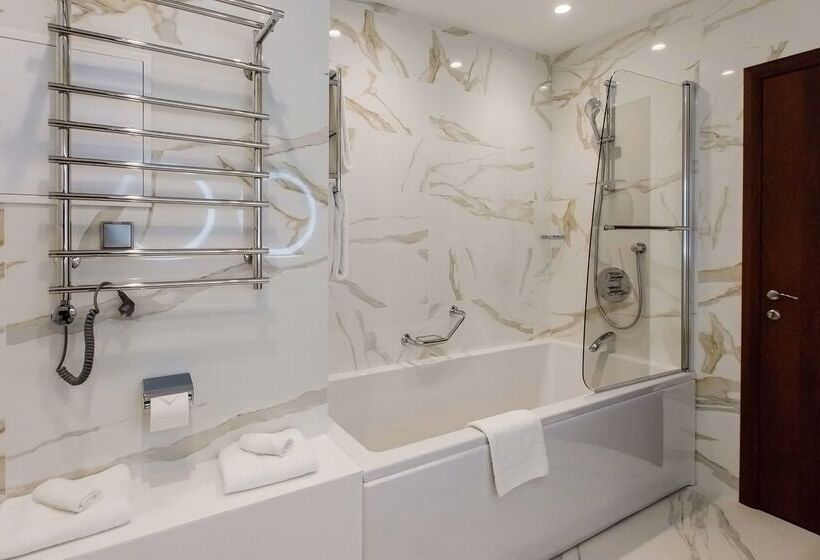 هتل Hilton Garden Inn Volgograd