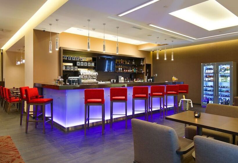 هتل Hilton Garden Inn Volgograd