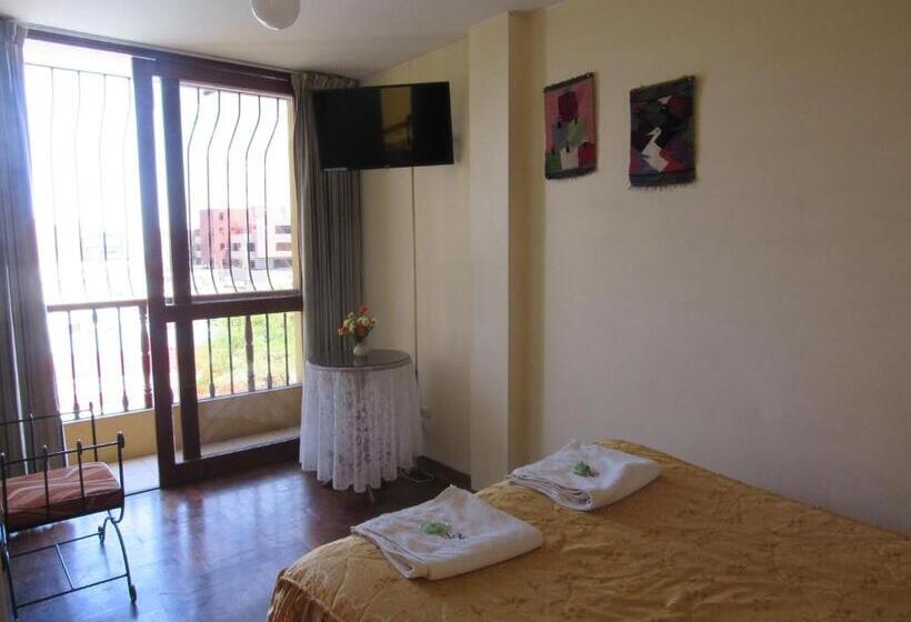 فندق Hostal Siglo 21