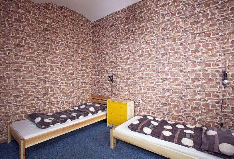 Отель Hostel Cinnamon