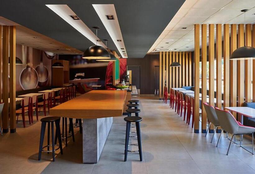 هتل Ibis Rio Branco