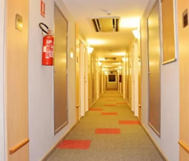 هتل Ibis Rio Branco