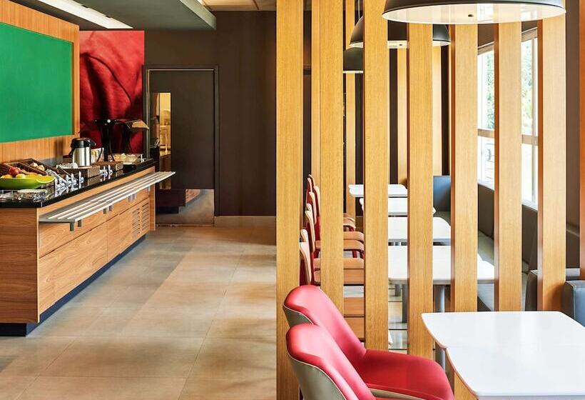 هتل Ibis Rio Branco