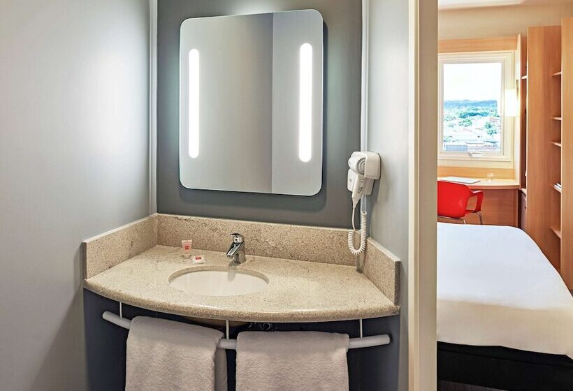 هتل Ibis Rio Branco