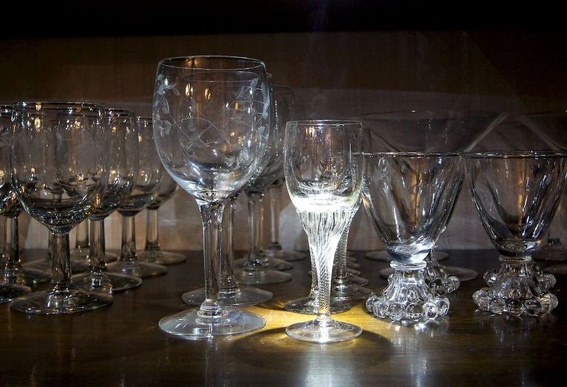 فندق Inn At The Agora