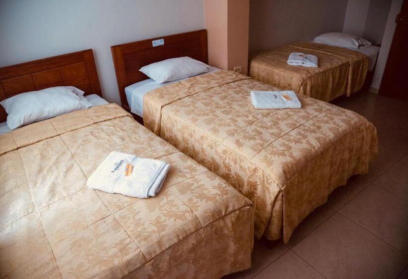 Отель Jorge Chavez