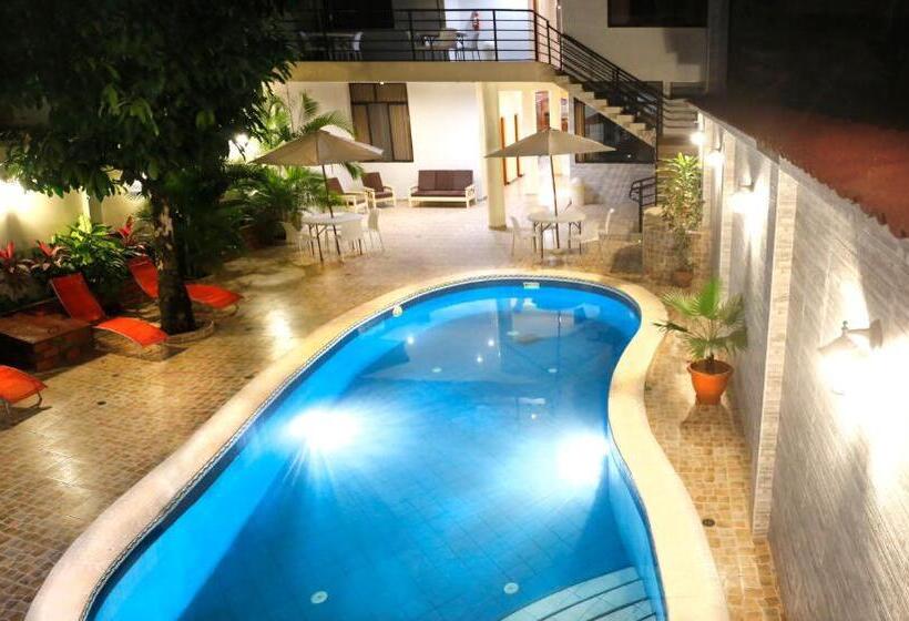 هتل Jose Antonios Inn