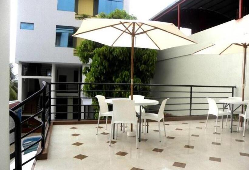 هتل Jose Antonios Inn