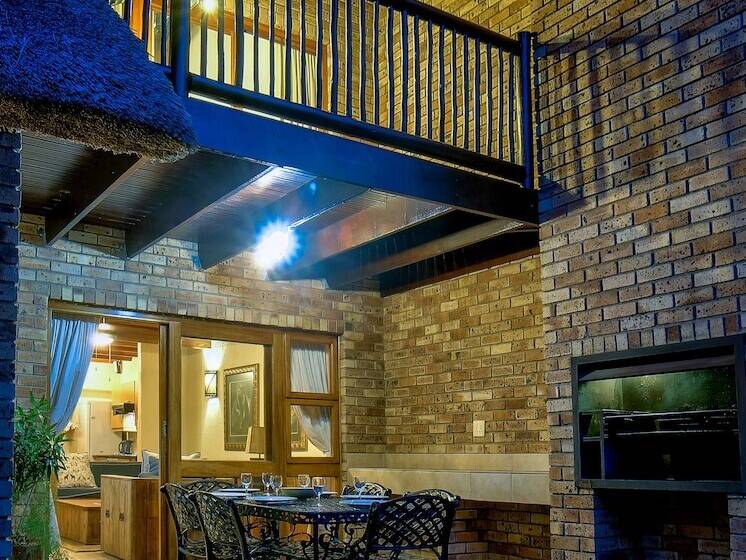 Отель Cambalala Luxury Units In Kruger Park Lodge Serviced Daily, Free Wi Fi