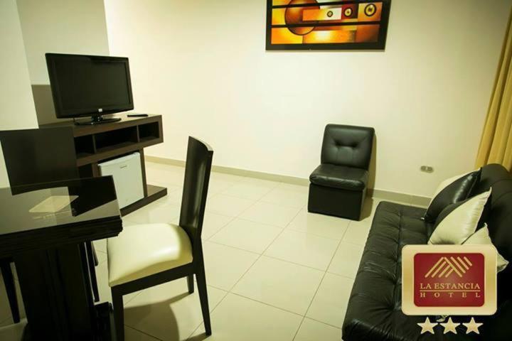 هتل La Estancia