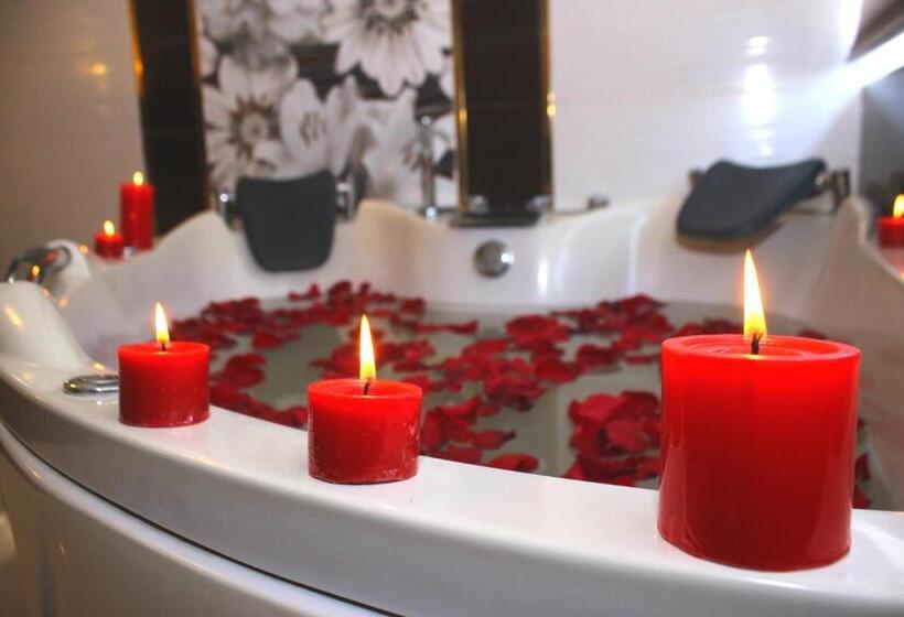 Отель La Mansion