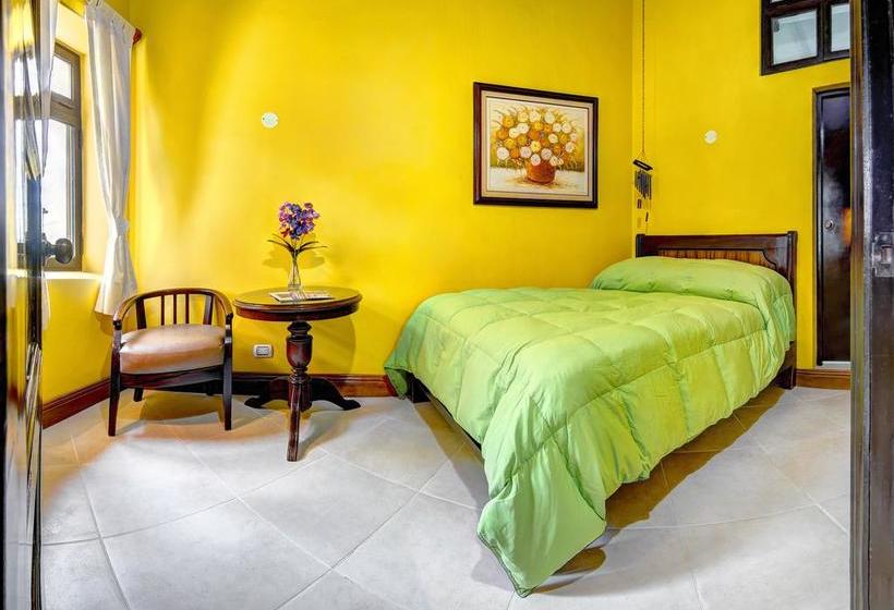 Hotel La Posada De Los Cóndores