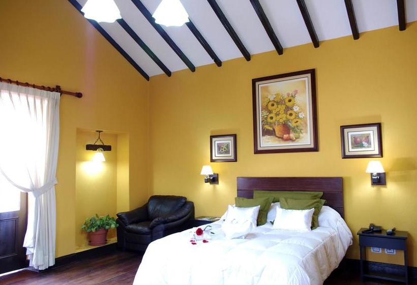 Hotel La Posada De Los Cóndores