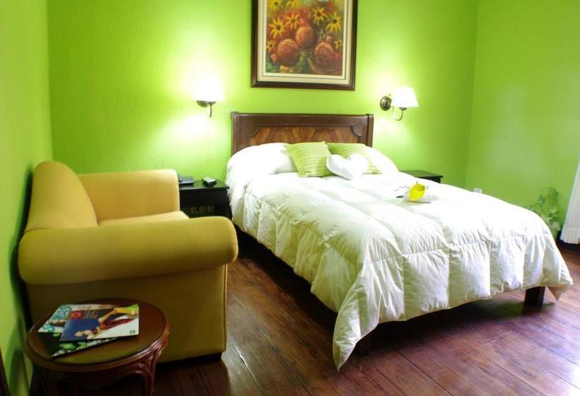 Hotel La Posada De Los Cóndores