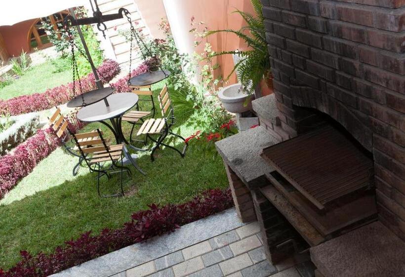 בית מלון כפרי Maimara