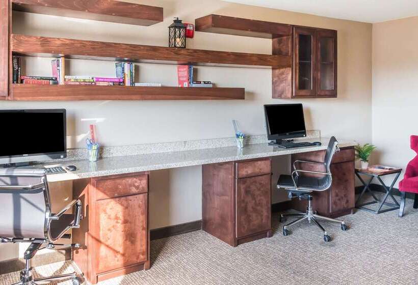 בית מלון כפרי Mainstay Suites Edinburg
