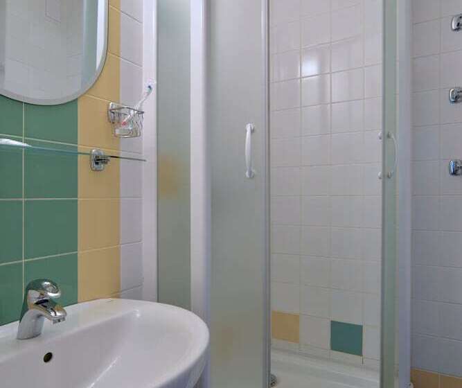 هتل Mayak   Om Building