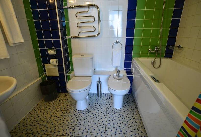 هتل Mayak   Om Building