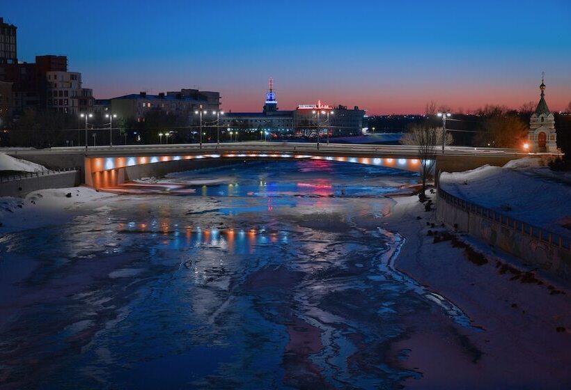 هتل Mayak   Om Building