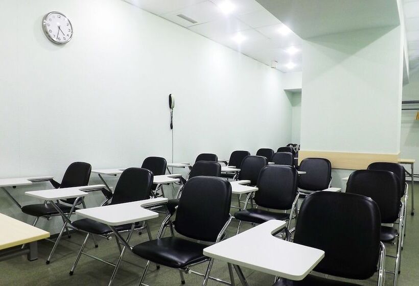 هتل Mayak   Om Building