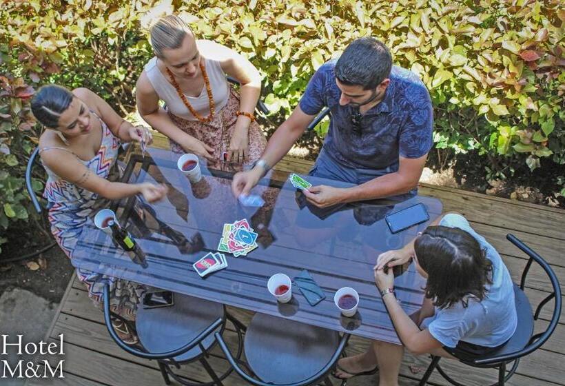 فندق M&m Beach House