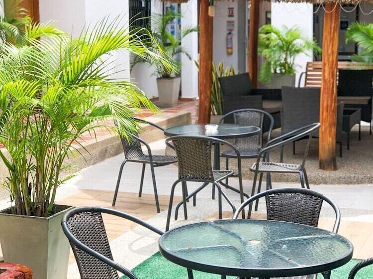 هتل Ocean Taganga Internacional