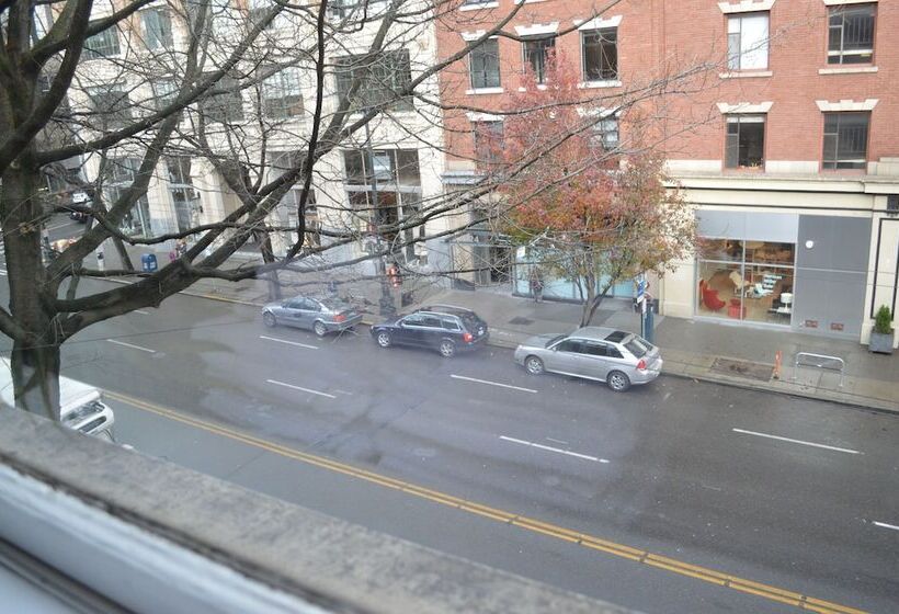 호텔 Pensione Nichols