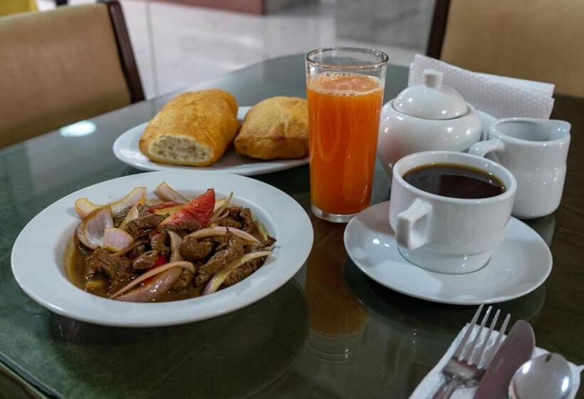 Отель Perú Pacífico