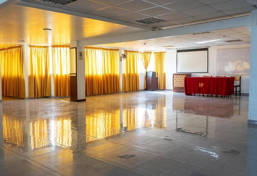 Отель Perú Pacífico