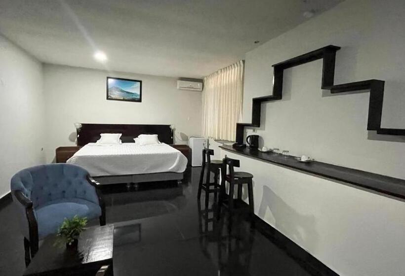 هتل Qallwa Chincha