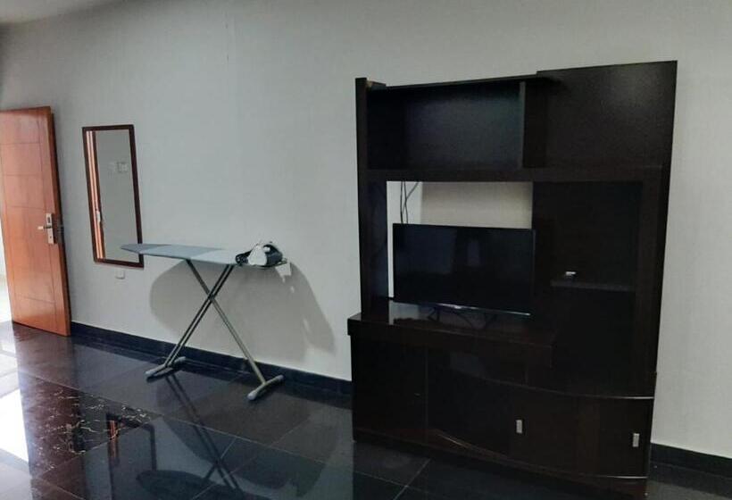 هتل Qallwa Chincha