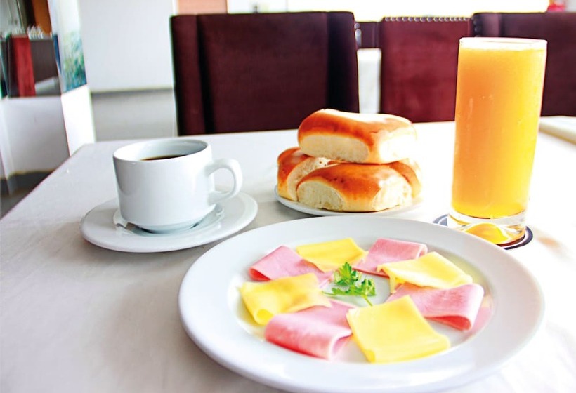 ホテル Qallwa Chincha