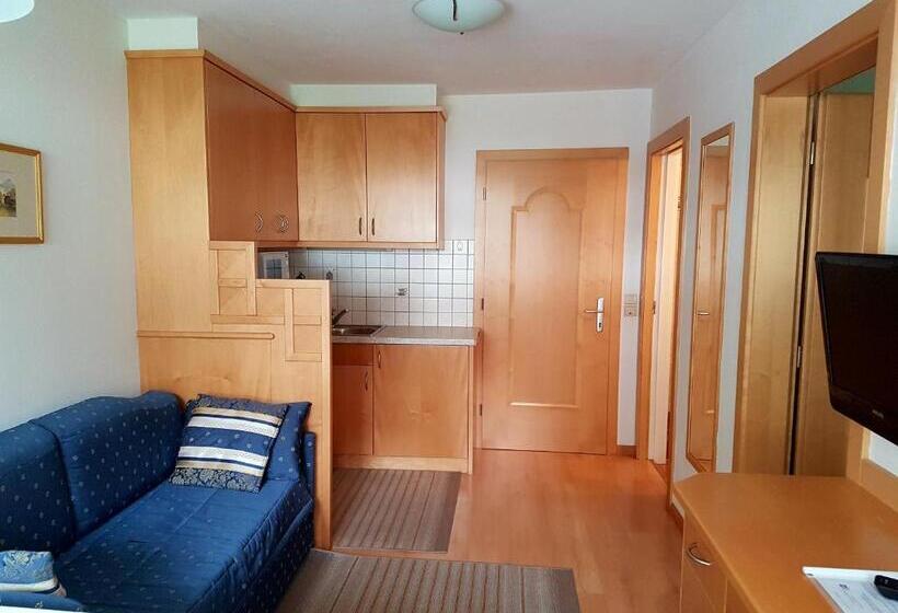 Отель Residence Majarai