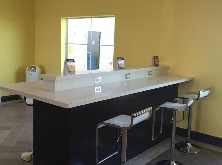 בית מלון כפרי Residency Suites