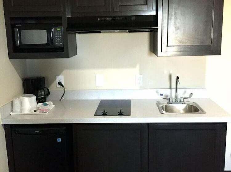 בית מלון כפרי Residency Suites