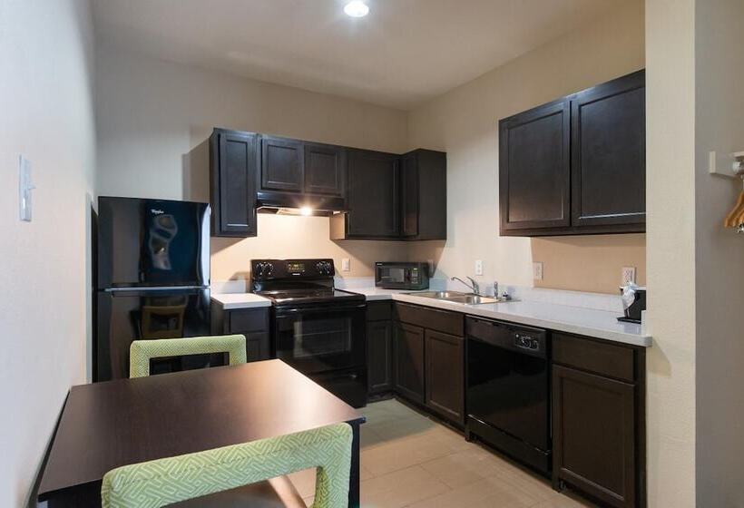 בית מלון כפרי Residency Suites