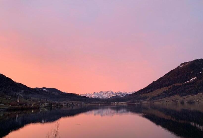 호텔 Restaurant Eierhals Am ägerisee
