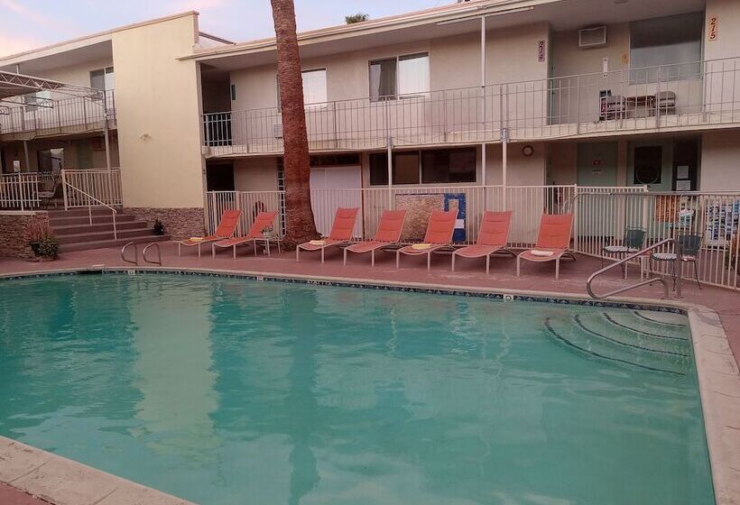 ホテル Sandpiper Springs Spa & Retreat