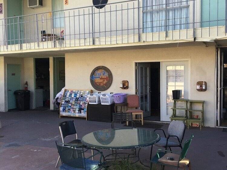 ホテル Sandpiper Springs Spa & Retreat