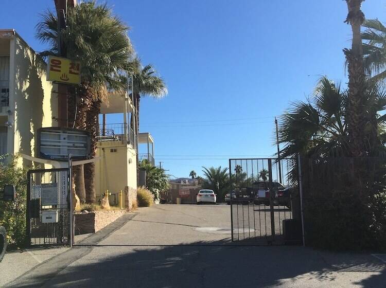 ホテル Sandpiper Springs Spa & Retreat