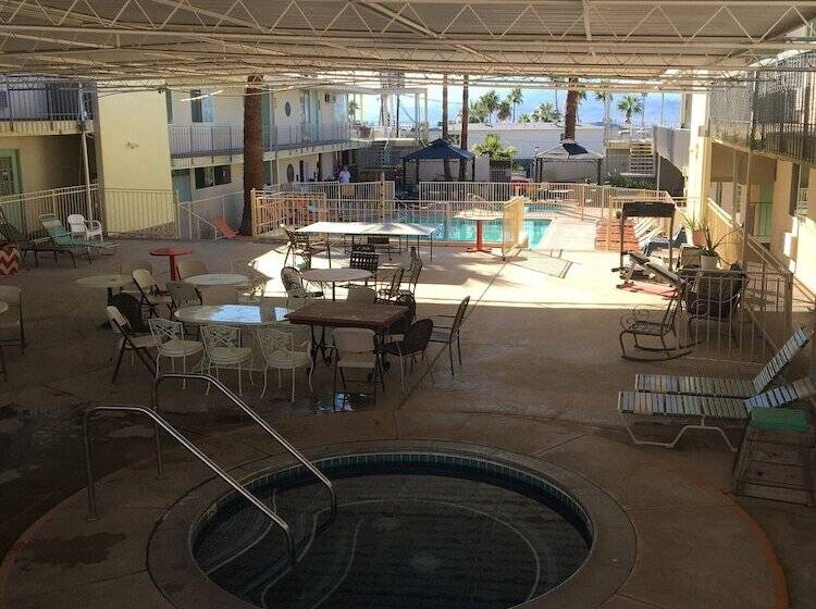 ホテル Sandpiper Springs Spa & Retreat