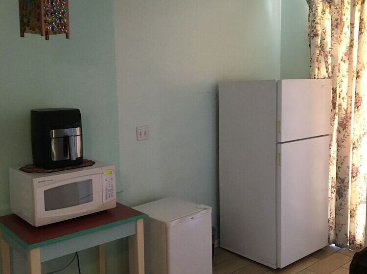 ホテル Sandpiper Springs Spa & Retreat