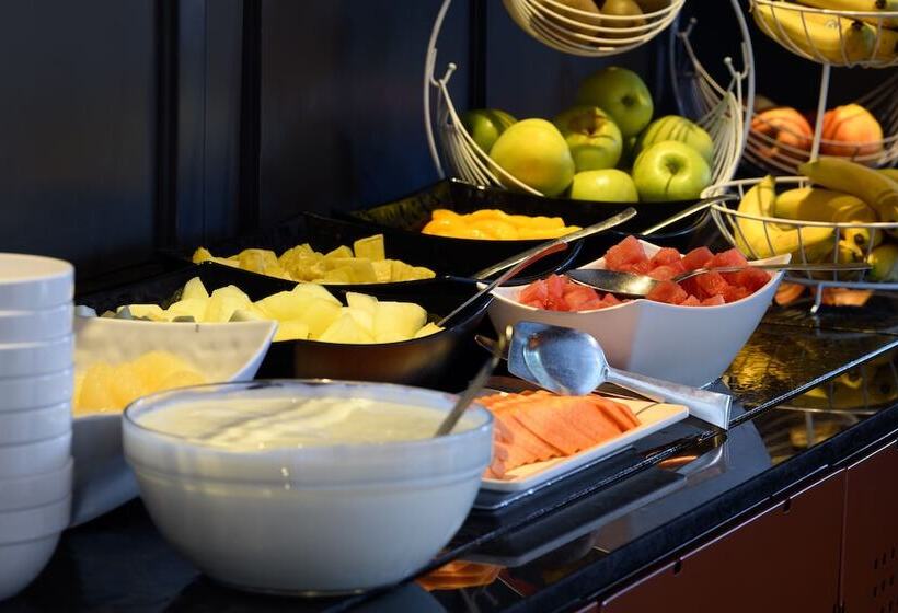 هتل Star Inn Lisbon Airport